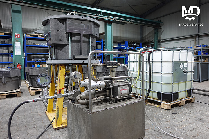 Pressure test: Backing ring suitable for MAN 48/60B engines, followed by Lloyd's certification. Backing ring suitable for MAN 48/60 B Lloyds certified. Lloyds certification mark and pressure test. Spare parts for MAN 48/60 engines. Engine spares MAN 48/60. MAN 48/60 engine spares. MAN 48/60 spare parts