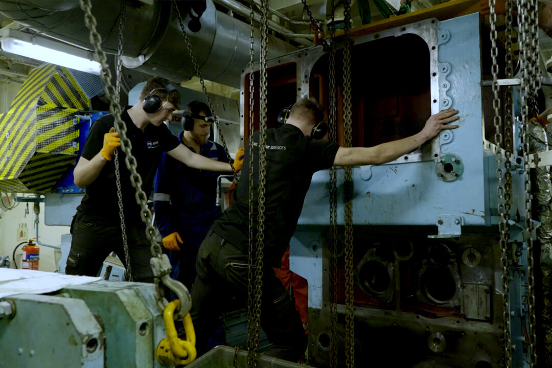 Specialist in the on board services for parts suitable for MAN and PIELSTICK engines.