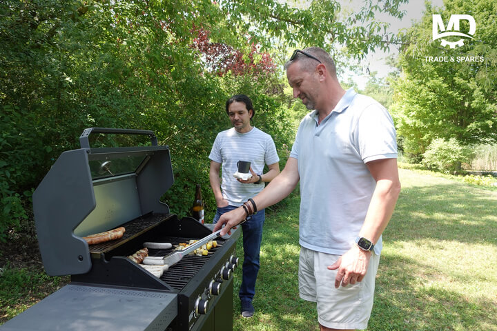 MD Trade & Spares team BBQ lunch
23 June 2026
We are specialist in the service and the supply of parts suitable for MAN 48/60, MAN 51/60, MAN 58/64, and PIELSTICK engine.